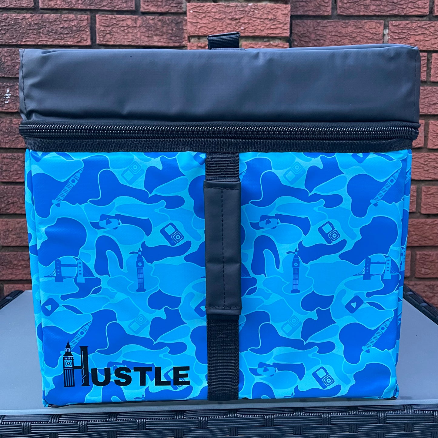 HUSTLE Delivery Bag