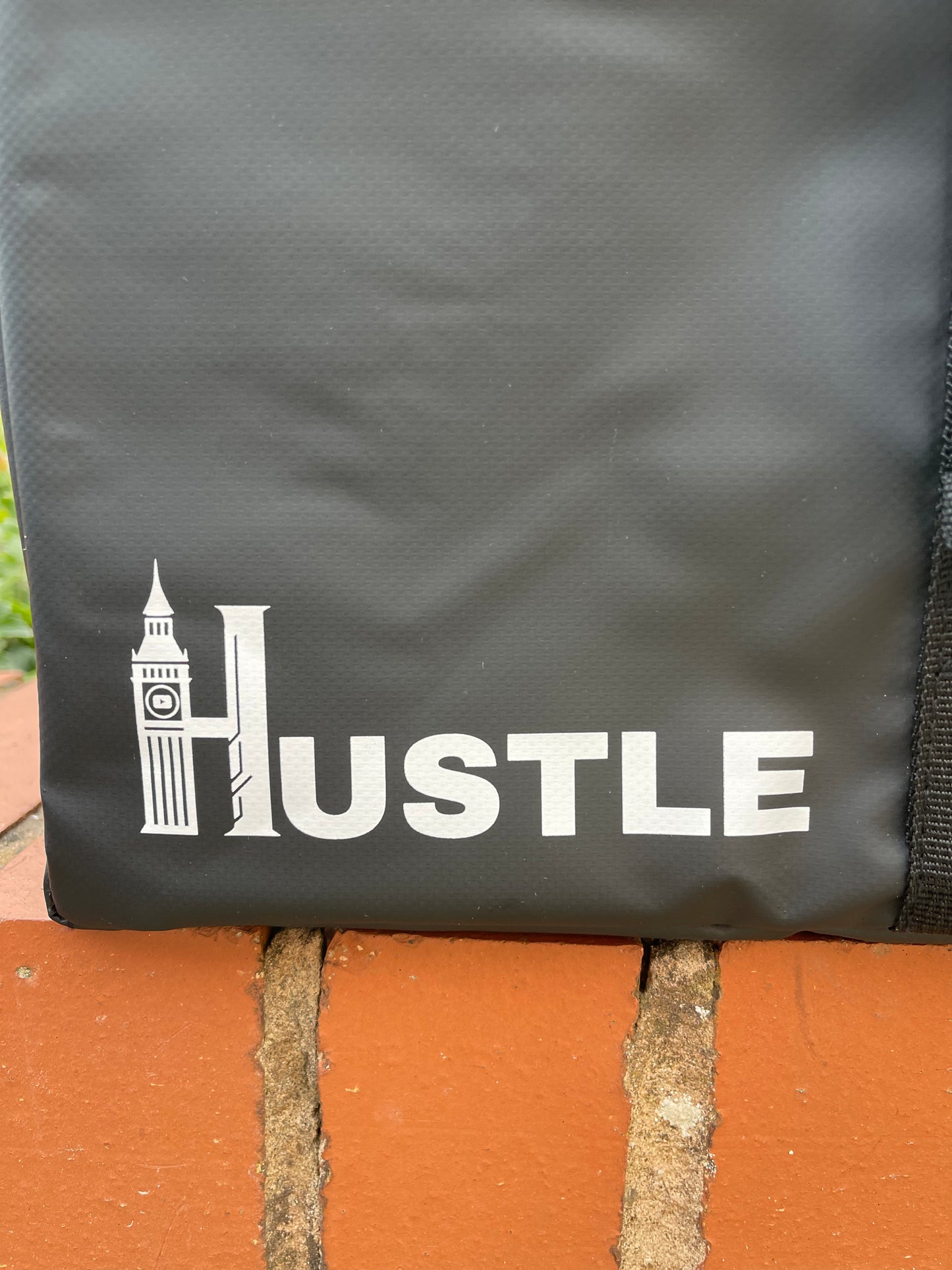 HUSTLE Delivery Bag